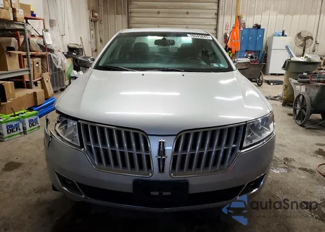 2010 Lincoln Mkz z USA, uszkodzony, nr VIN 3LNHL2GC3AR752987